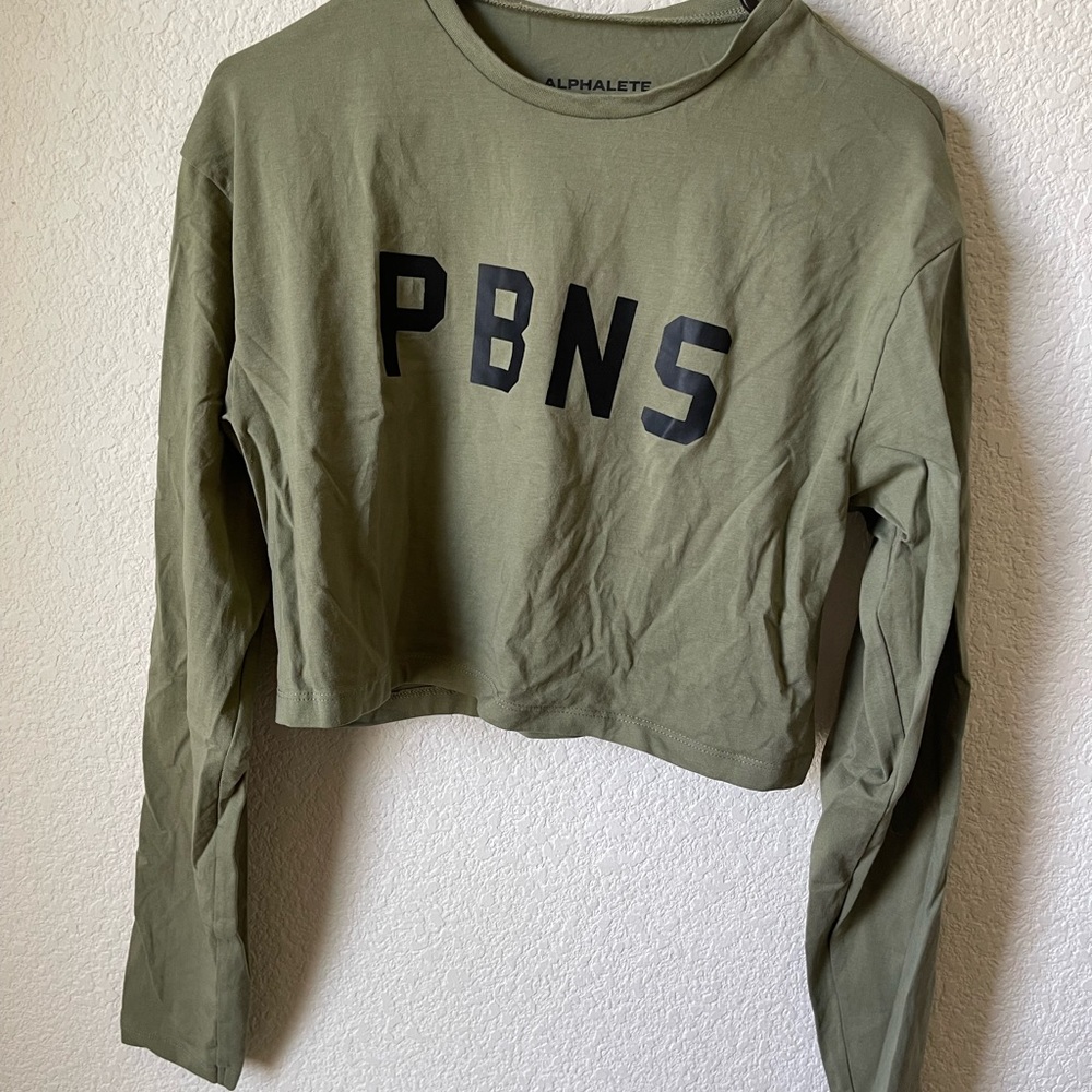 Alphalete Long Sleeve Crop